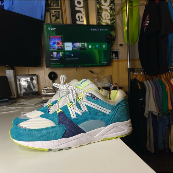 KARHU FUSION 2.0 OCEAN DEPTHS / FOGGY DEW
Mens size 10 - Picture 3 of 9